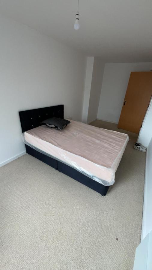 2 Bedroom Apartment In Leeds City Centre Exterior photo
